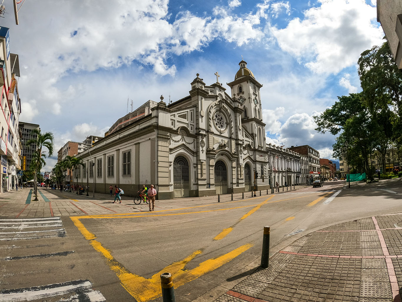 Catedral Metropolitana de Ibagué vista frontal